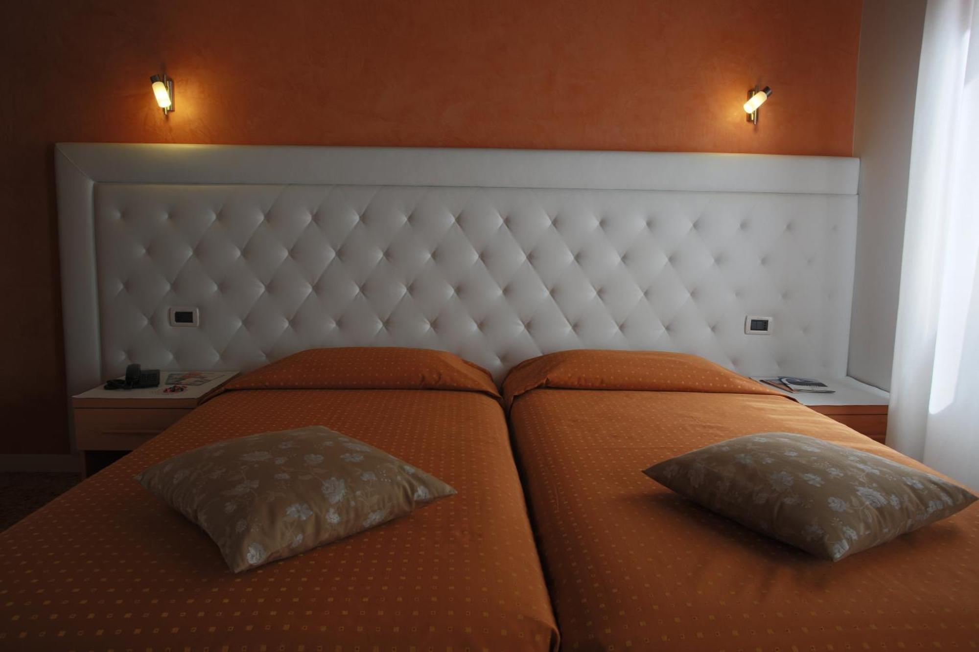 Hotel Roma Τσιταντέλα Εξωτερικό φωτογραφία