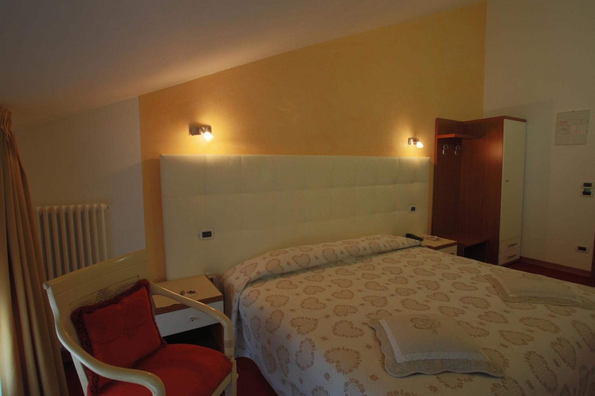 Hotel Roma Τσιταντέλα Εξωτερικό φωτογραφία