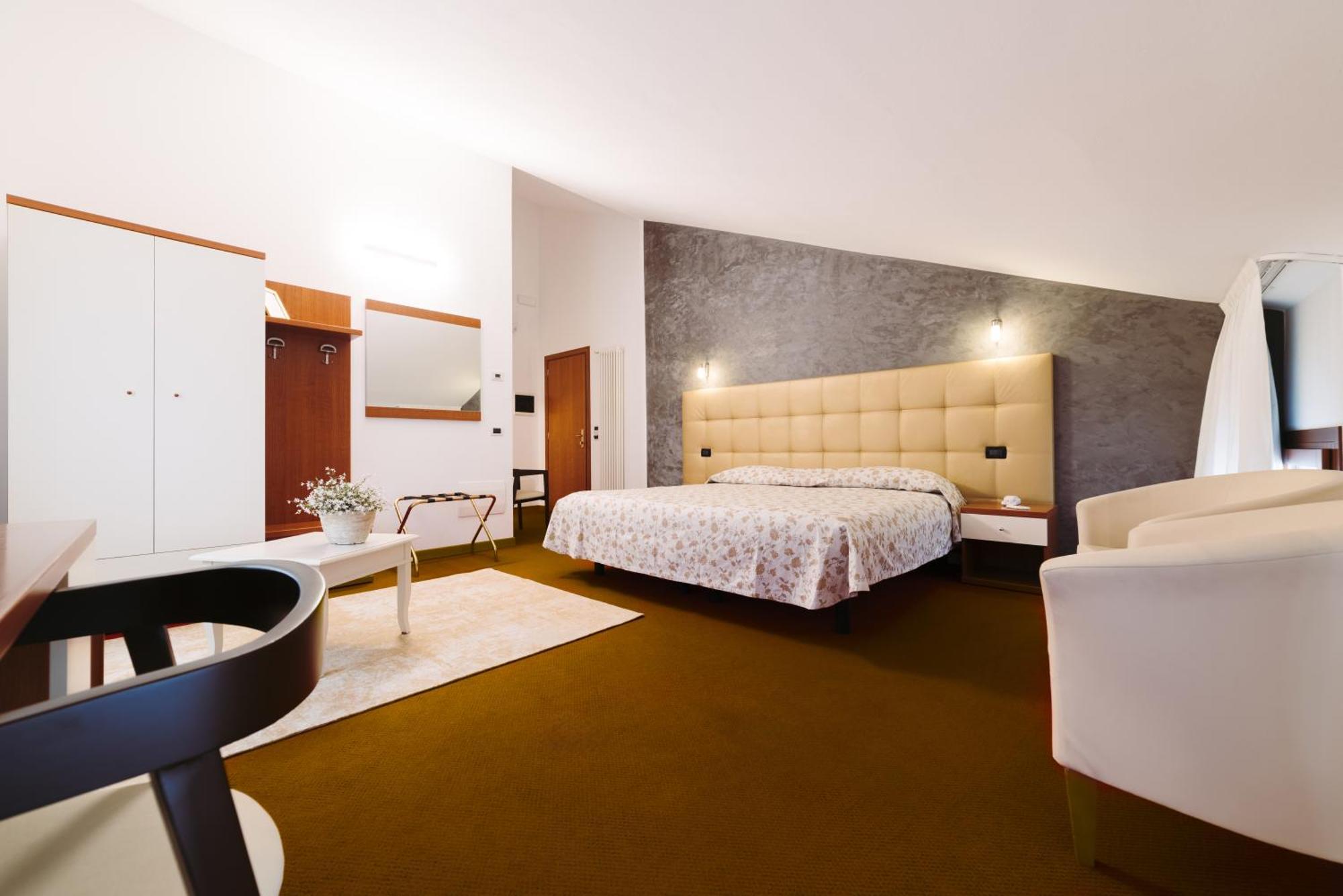 Hotel Roma Τσιταντέλα Εξωτερικό φωτογραφία