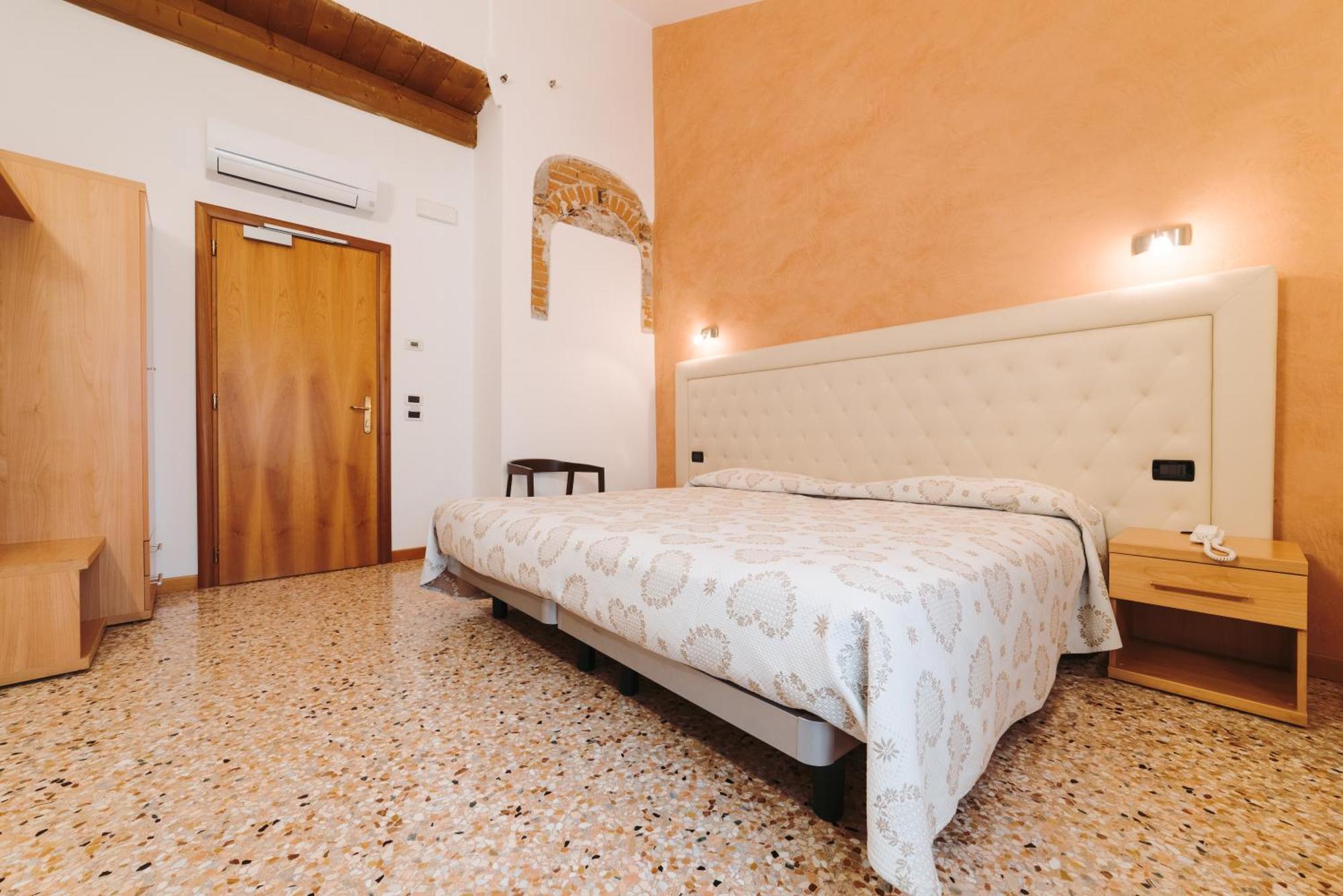 Hotel Roma Τσιταντέλα Εξωτερικό φωτογραφία