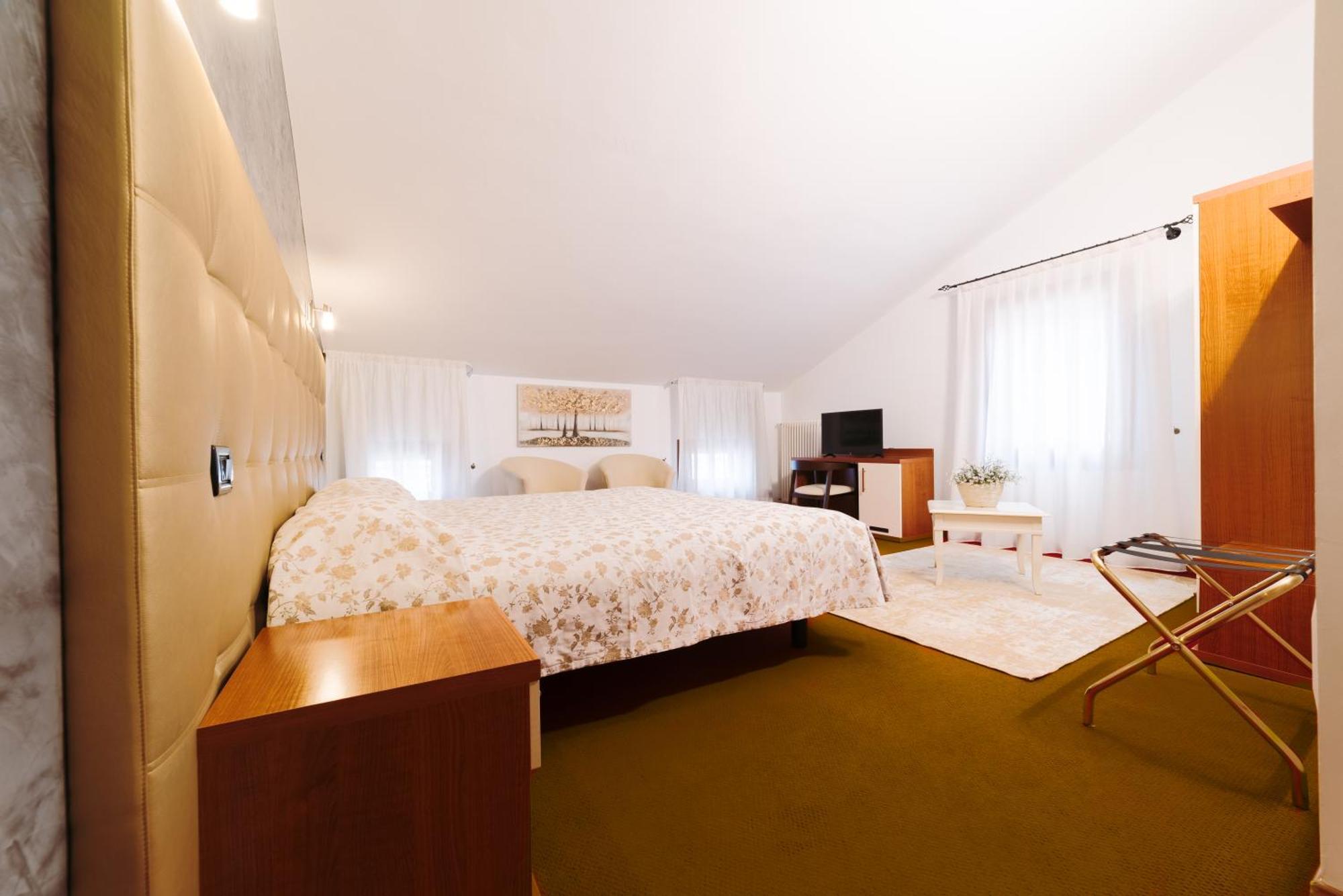 Hotel Roma Τσιταντέλα Εξωτερικό φωτογραφία