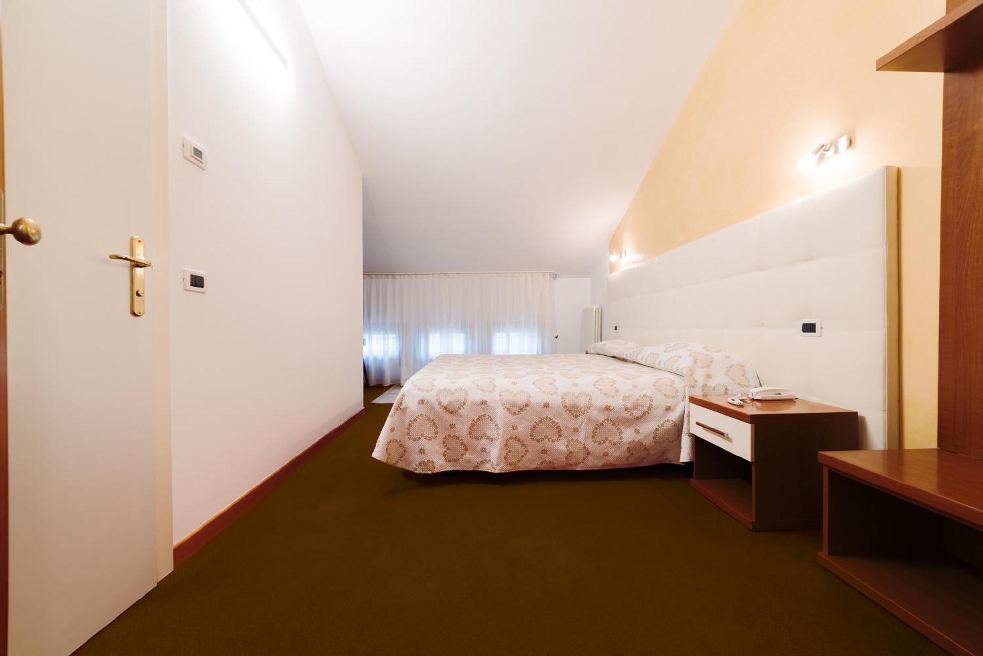 Hotel Roma Τσιταντέλα Εξωτερικό φωτογραφία